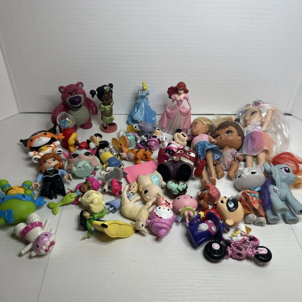 Girls Toys Junk Drawer Lot Figures Accessories More Disney Princess & More